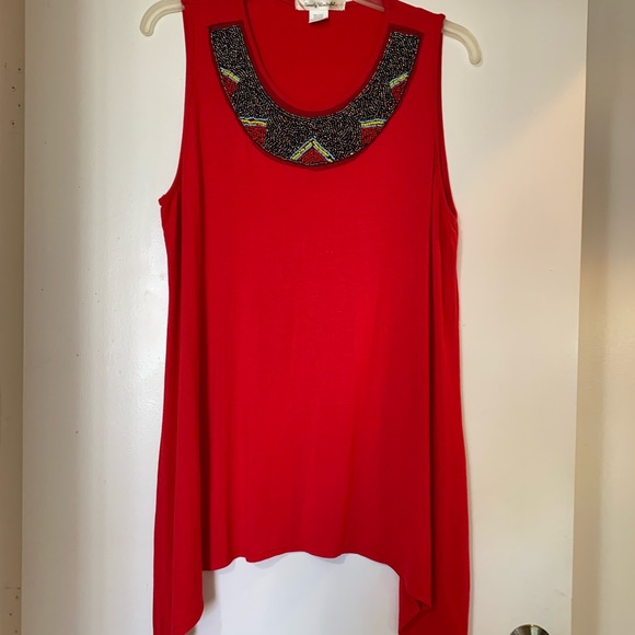 Sleeveless Stretchy Beaded Asymmetrical Hem Red Top Sz XL - Picture 8 of 9